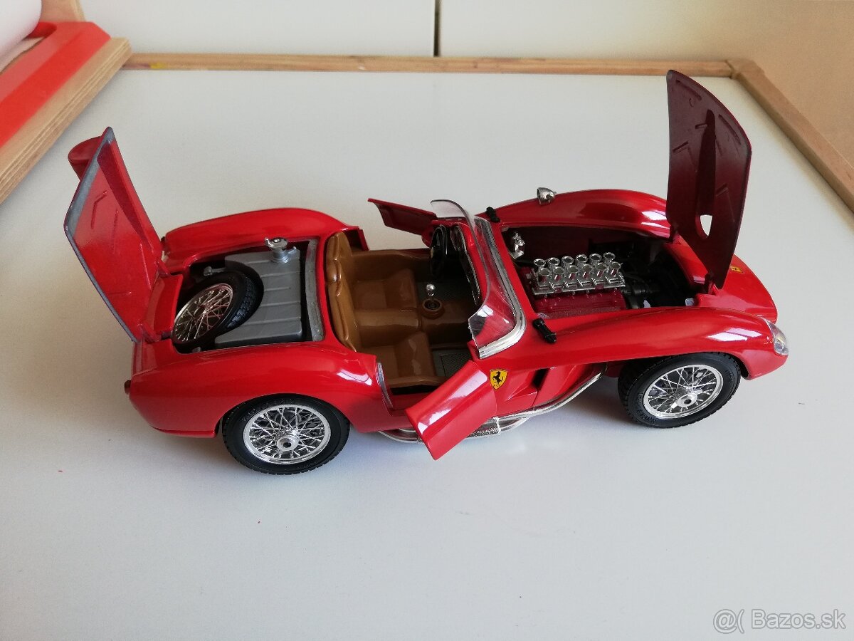 1:18 FERRARI 250 Maranello Bburago - 3