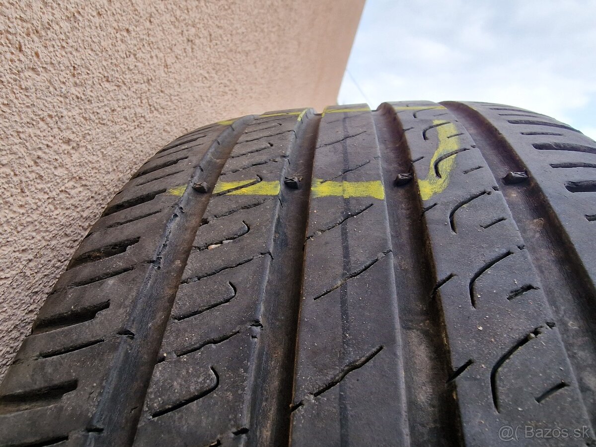 Barum Bravuris 205/55 R16 91V - 3
