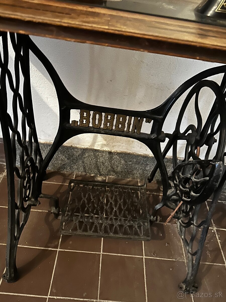 Šijací stroj bobbin - 3