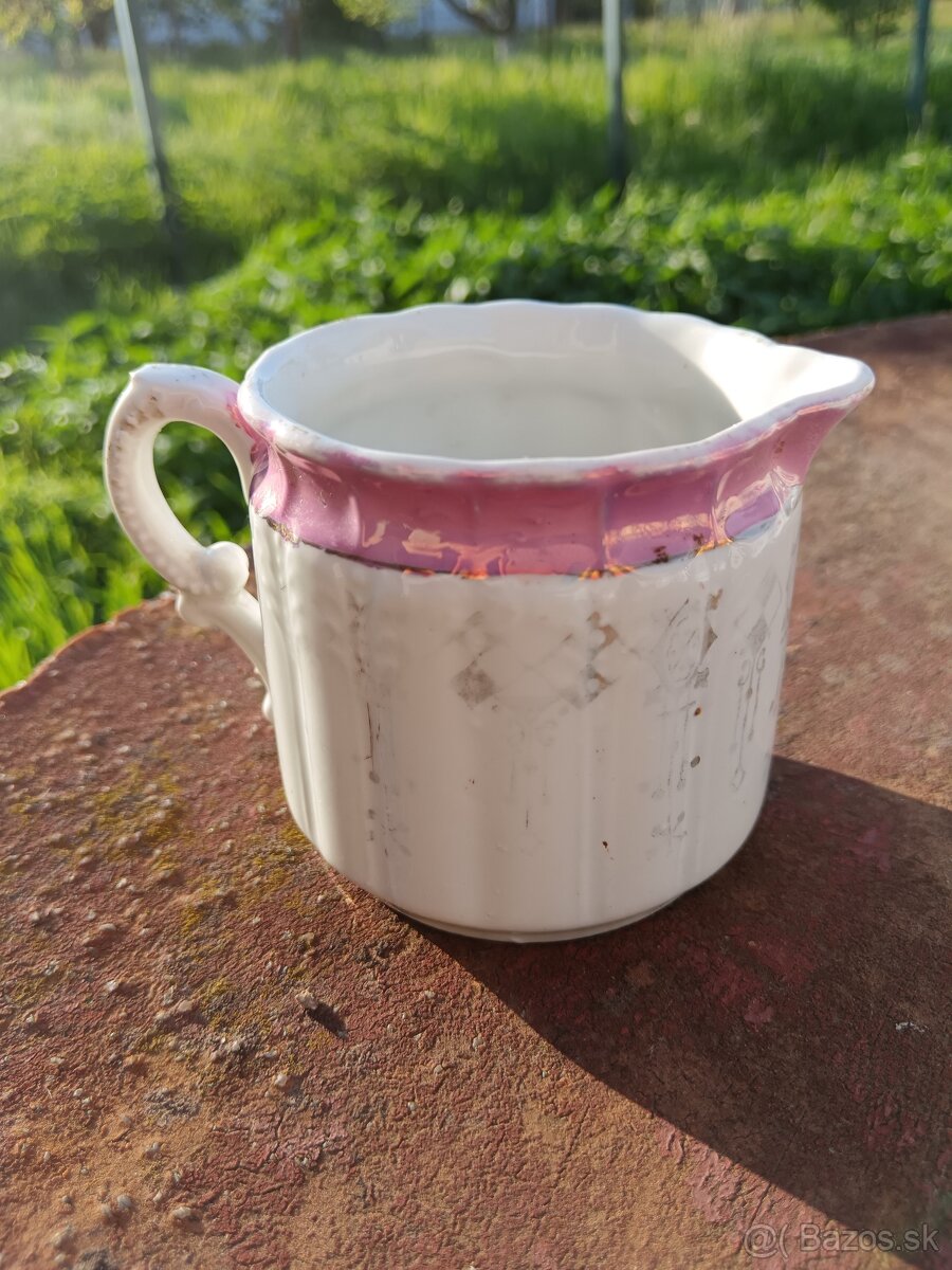 Starožitné hrnčeky - 3