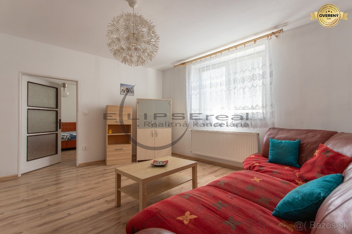 NA PRENÁJOM priestranný 2-izbový rodinný dom v Lábe - 3