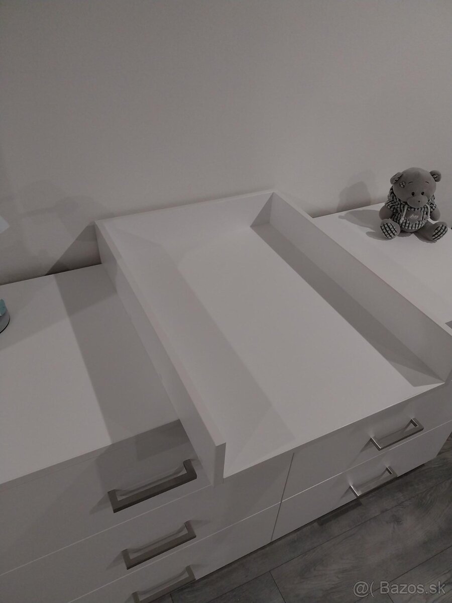 Prebaľovací pultík - 3