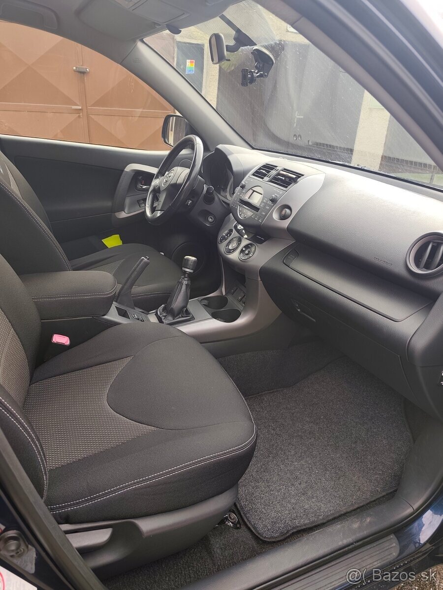 Toyota Rav4 2,2 D-CAT, 4x4 - 3