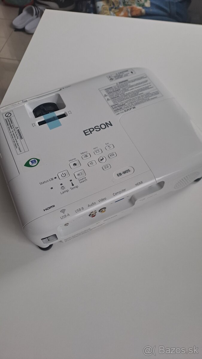 Predám projektor EPSON EB-W05 - 3