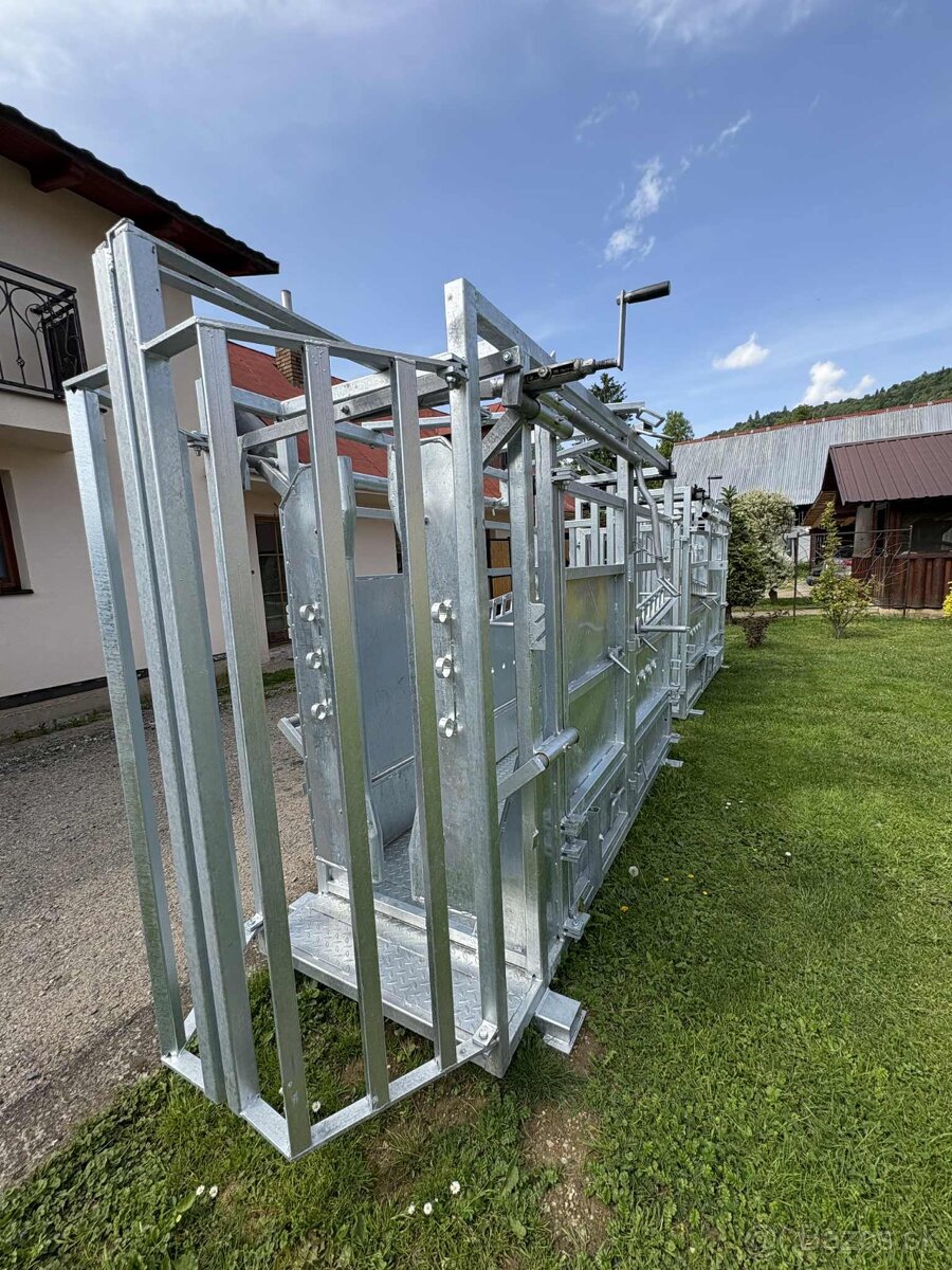 Fixačná klietka pre dobytok - 3