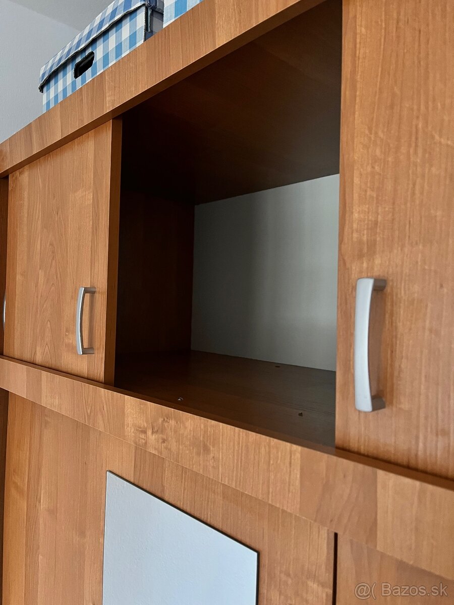 Šatníková skrina - 3