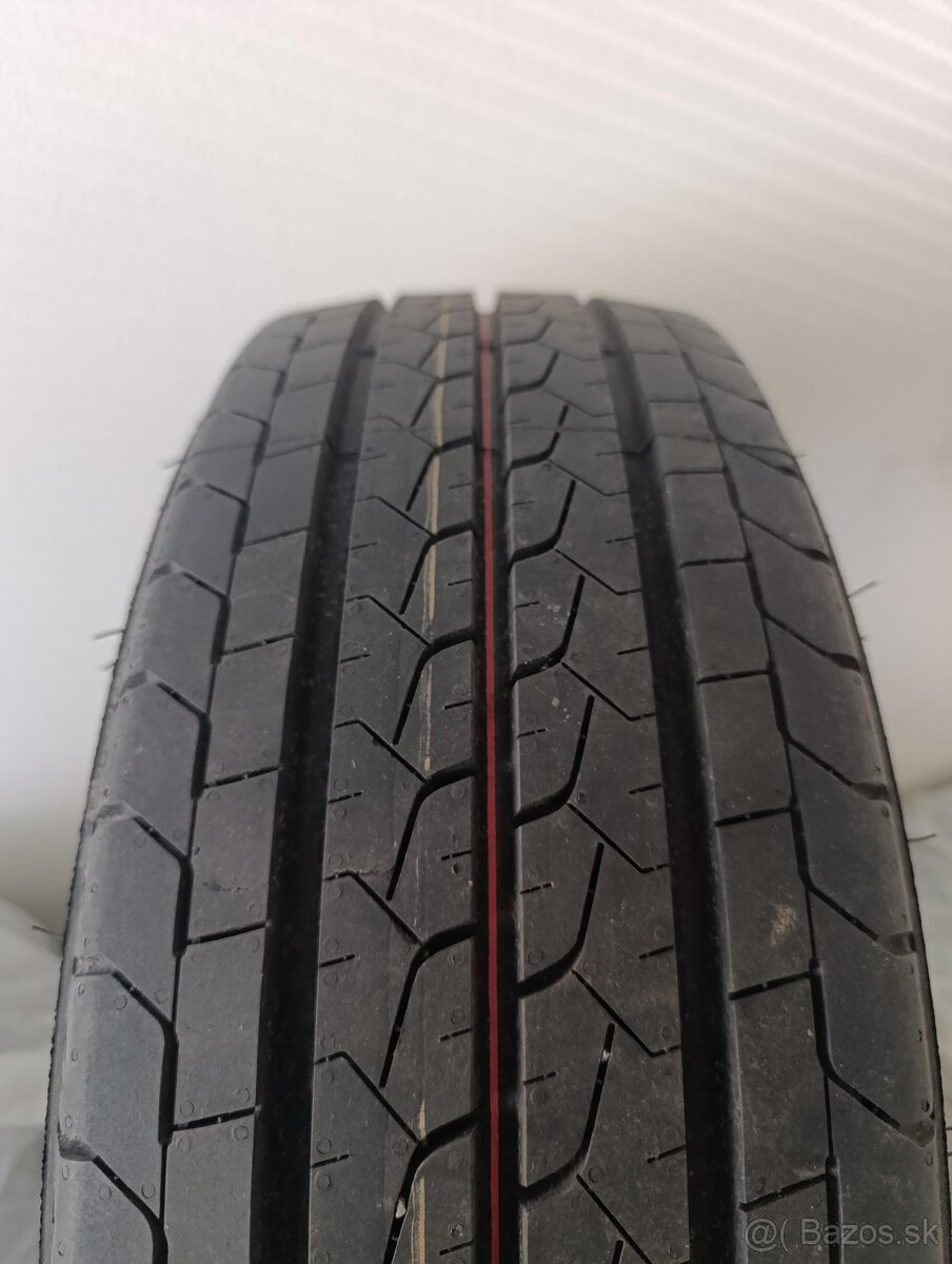 215/75 R15C - 3