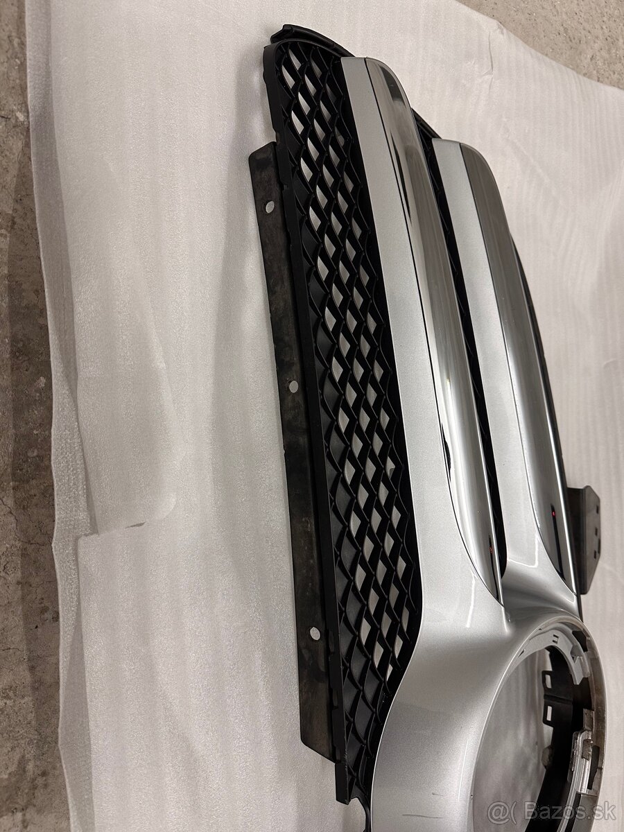 Mercedes V class w447 predna maska - 3