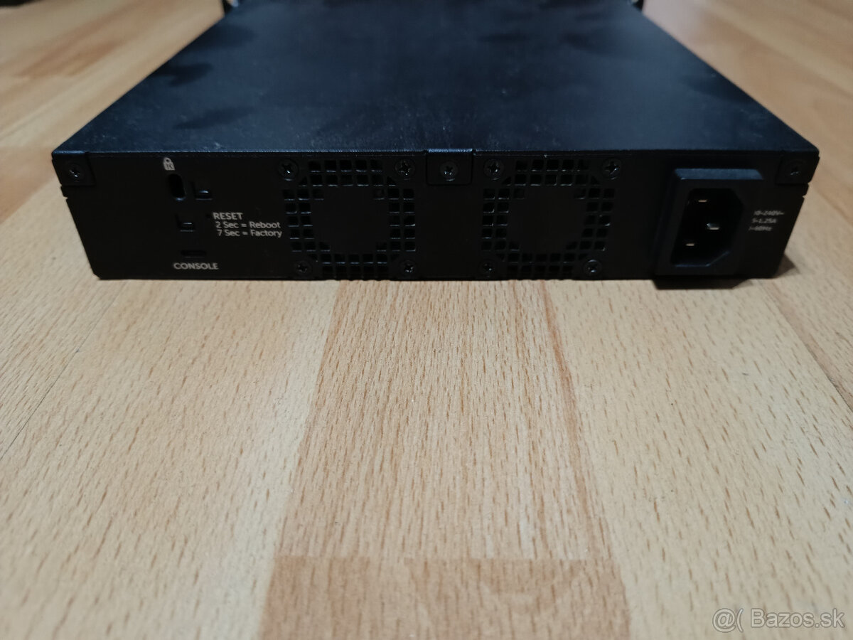 Dell X4012 - 3