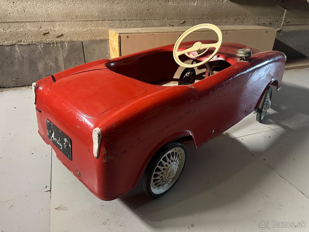 Slapacie autíčko Alfa - 3