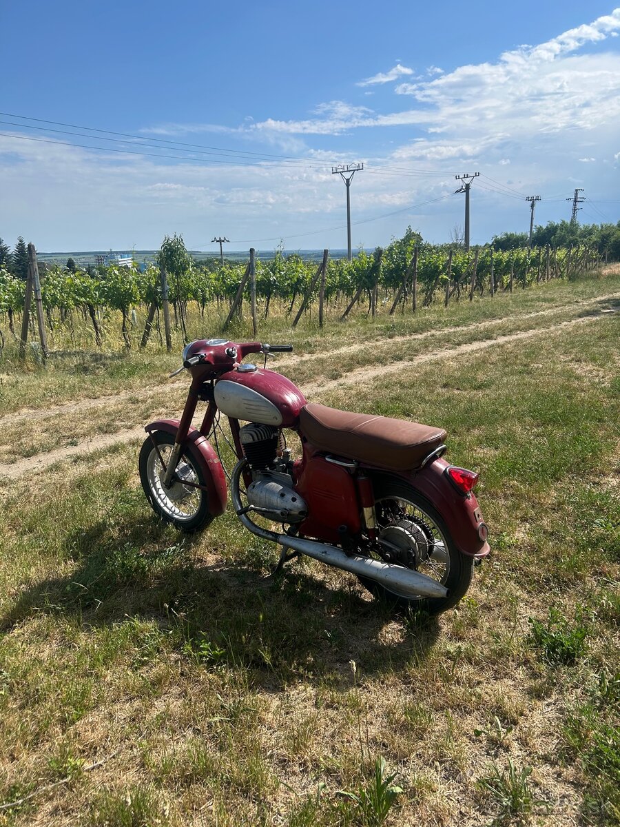 Jawa 250 559 - 3