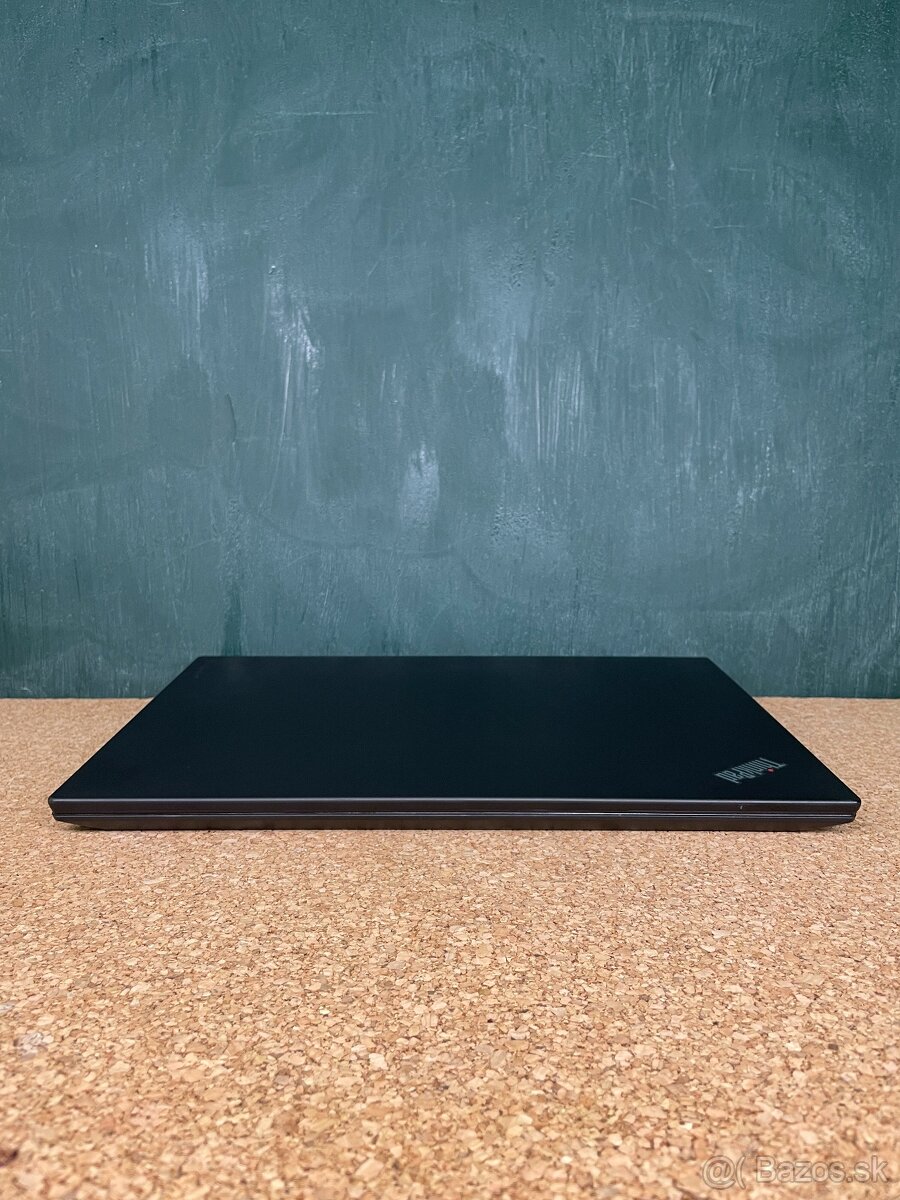 Lenovo ThinkPad T570 - 3