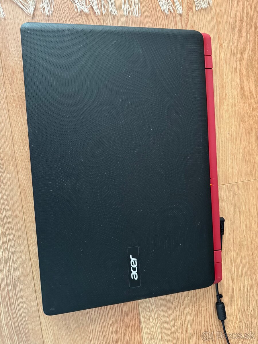 Acer aspire ES 17 - 3