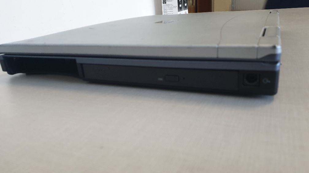 FUJITSU Lifebook - 3