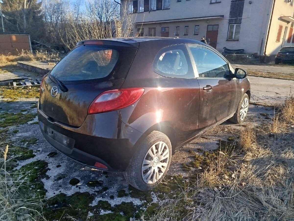 Predám Mazda 2 1.4T Diesel 50kw - 3