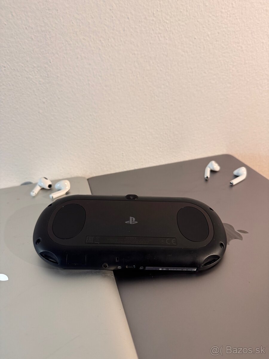 PlayStation Vita - 3