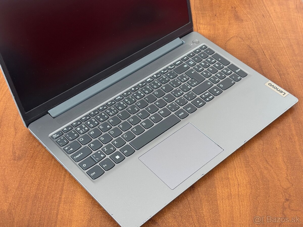 Lenovo IdeaPad 3 4GB / 128GB Silver - 3