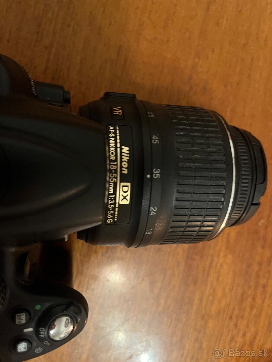 Nikon D5000 + 18-55mm 1:3,5-5,6 - 3