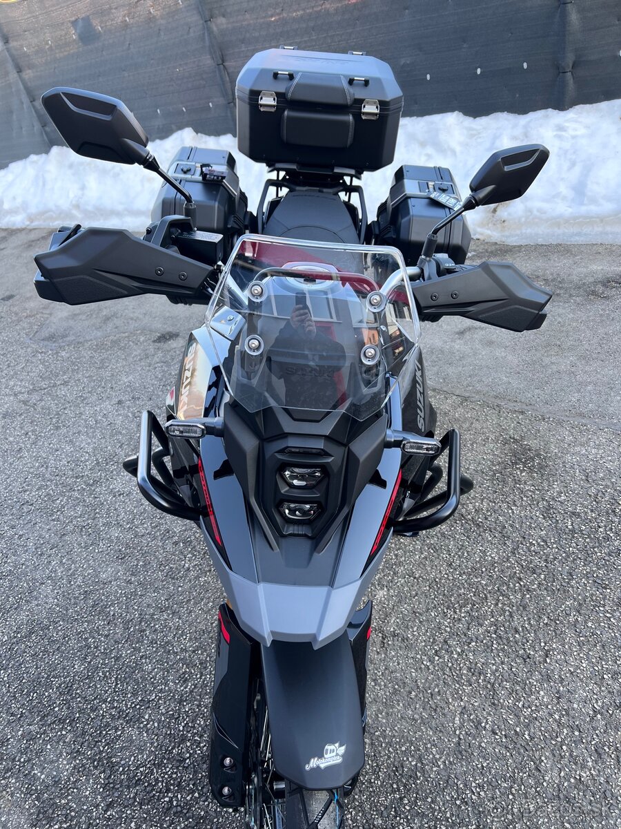 Suzuki Vstrom 800DE - 3