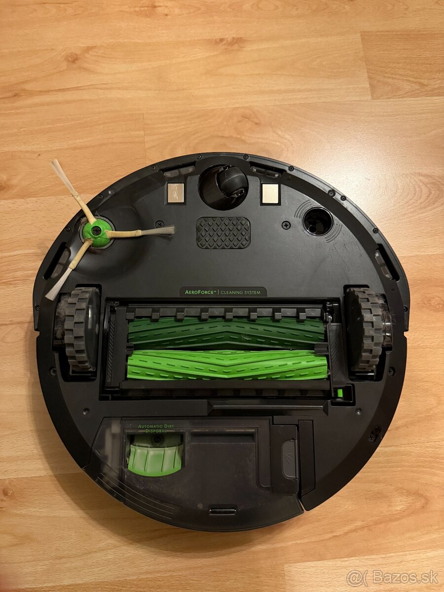 iRobot Roomba i3+ - zánovný - 3