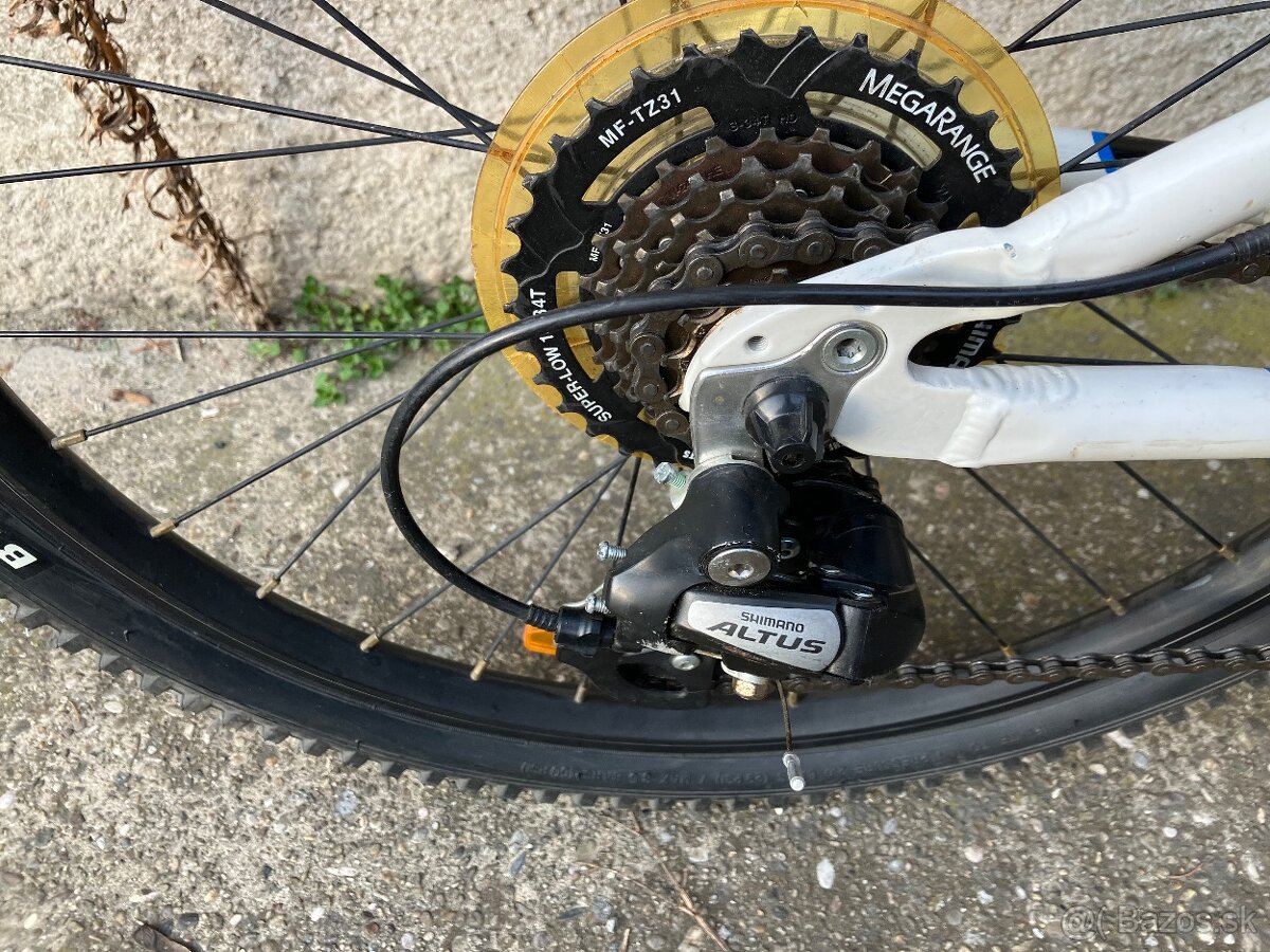 Bicykel Cube Team 24 - 3