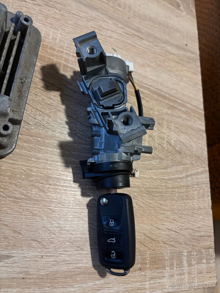 ŠKODA OCTAVIA 2 náhradné diely - 3