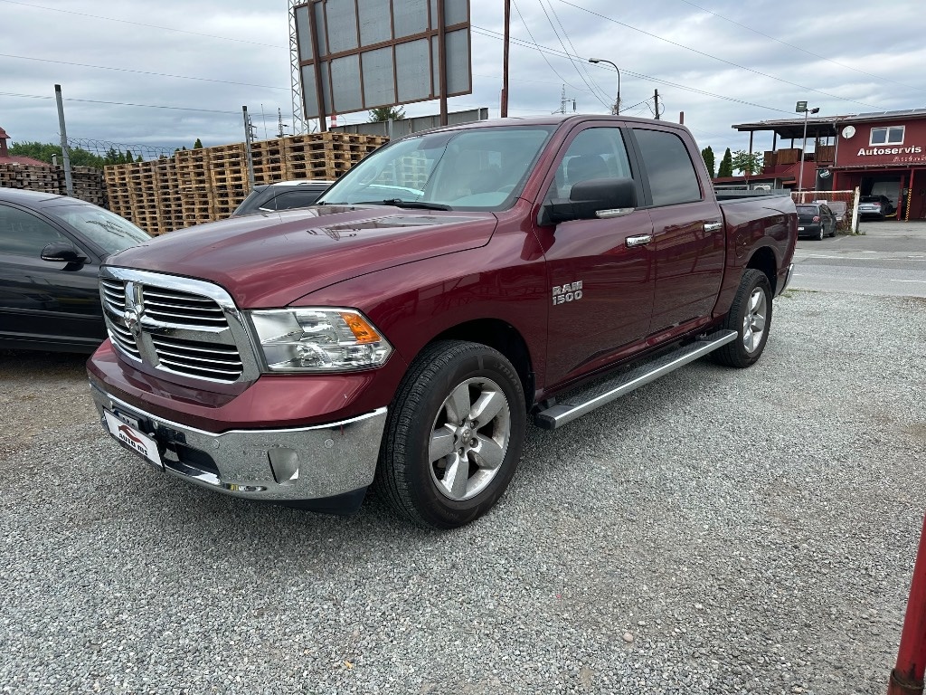 Dodge RAM 1500 Benzín + LPG