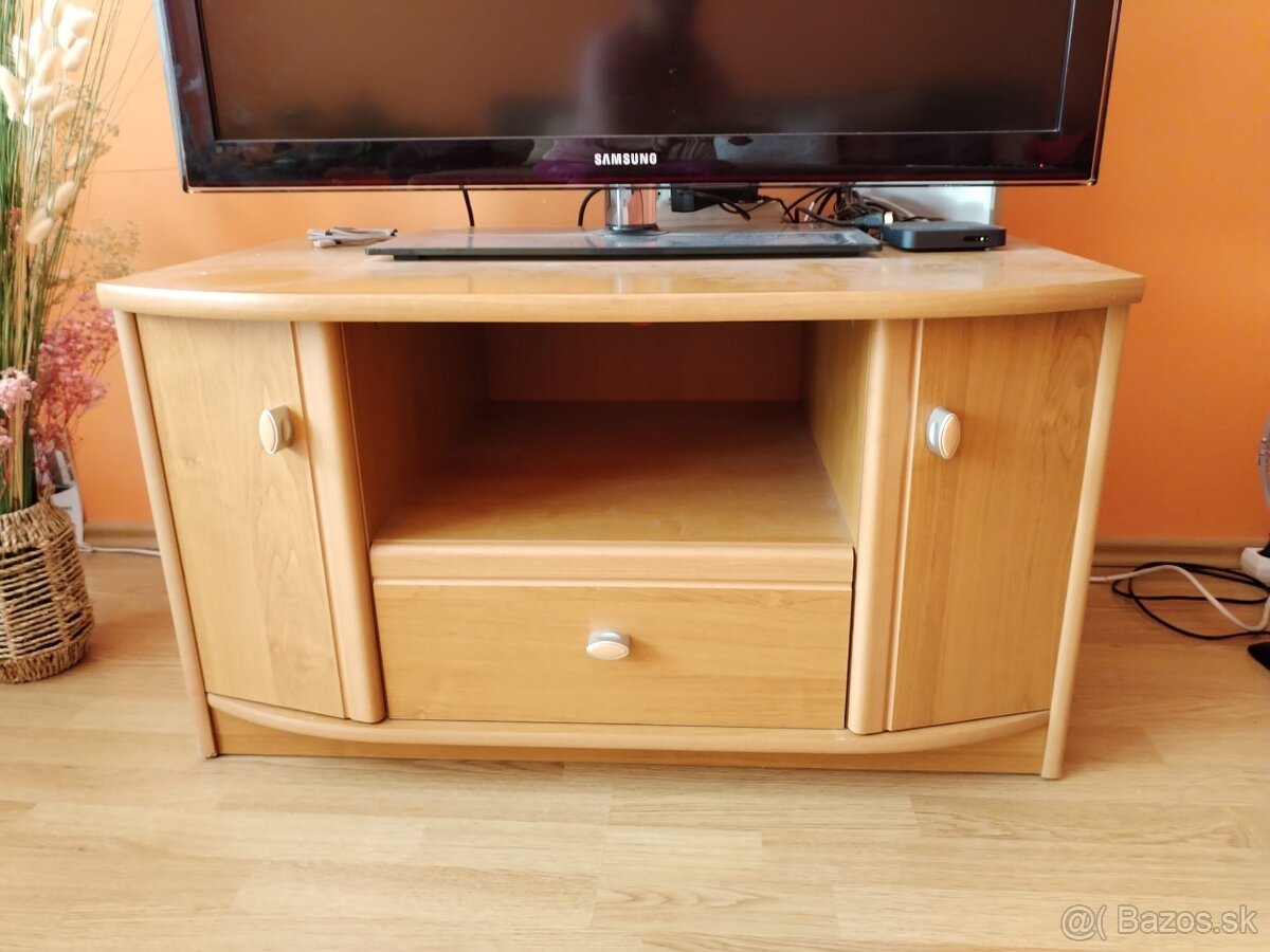 Nábytok vhodný do spálne, obývačky i kancelárie - 3