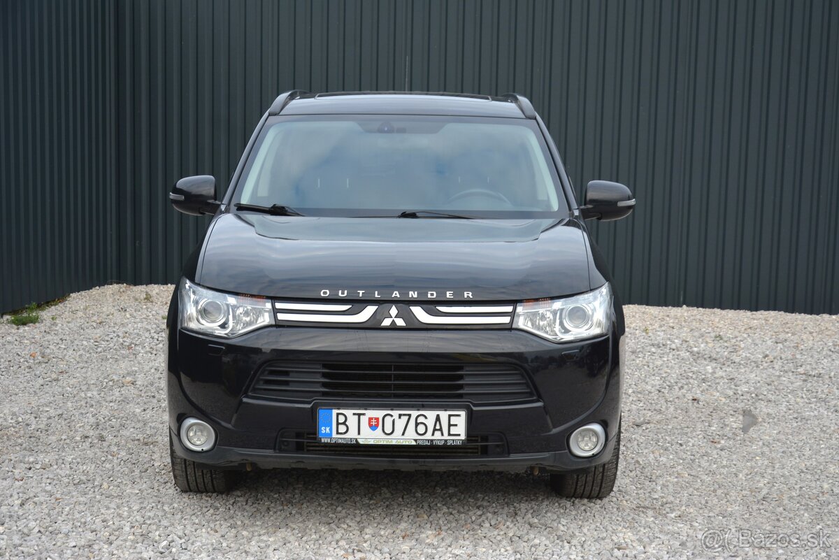 Mitsubishi Outlander 2.20 SR. voz, 7miestne - 3