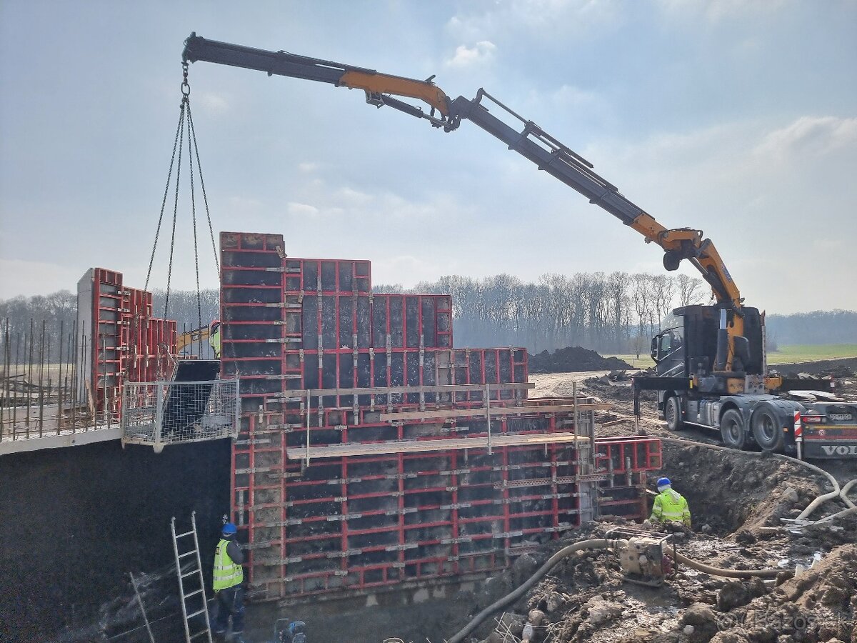 Doprava, náves plato s hr, súprava s hr, valník s hr - 3