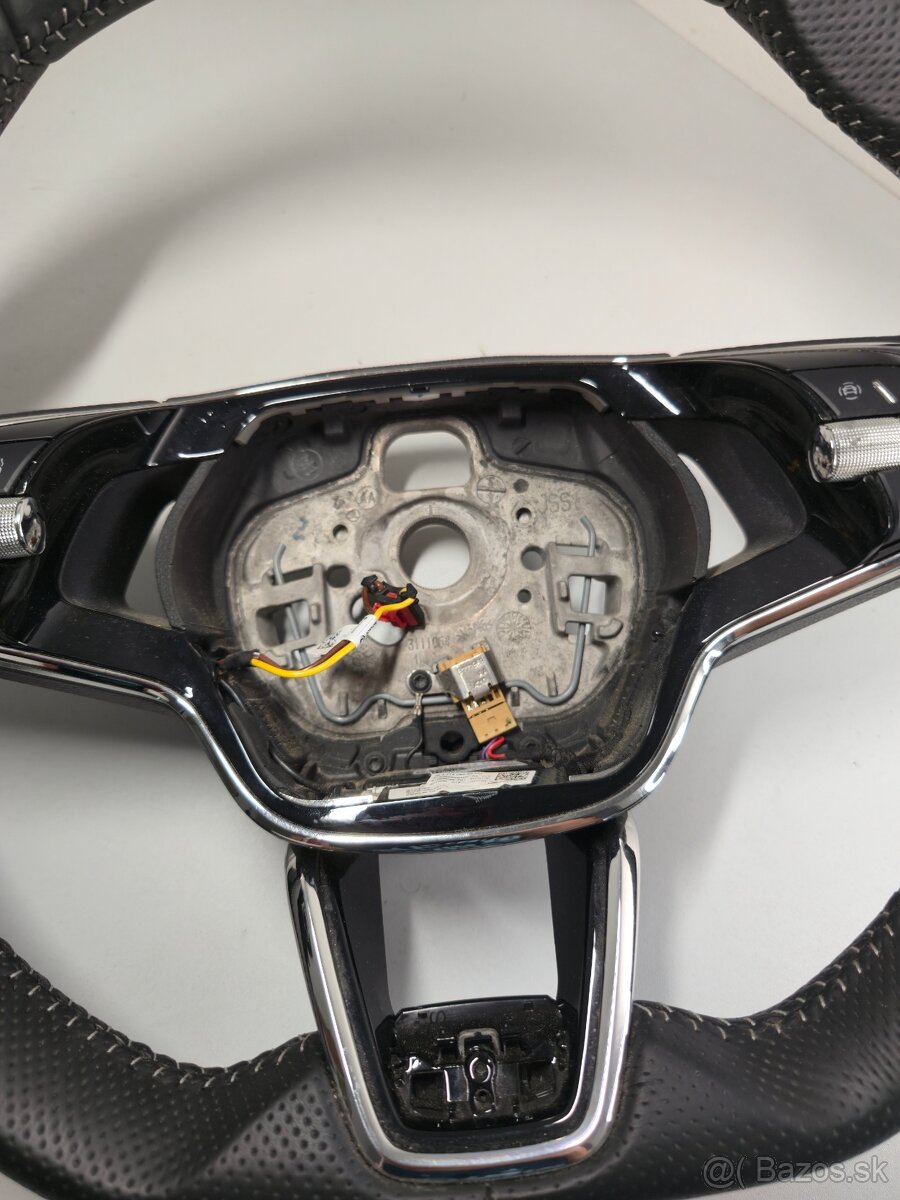 ŠKODA RS IV kožený volant f1 - 3