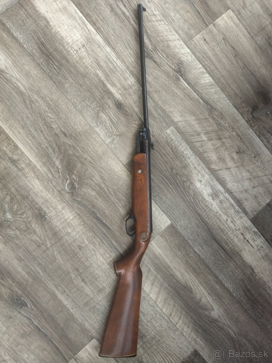 Vzduchová puška iz22 - 3