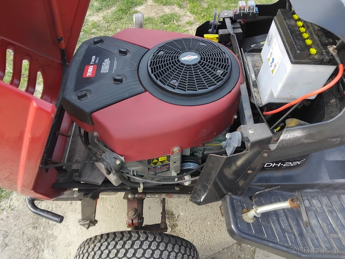 TORO-traktorová kosačka - 3