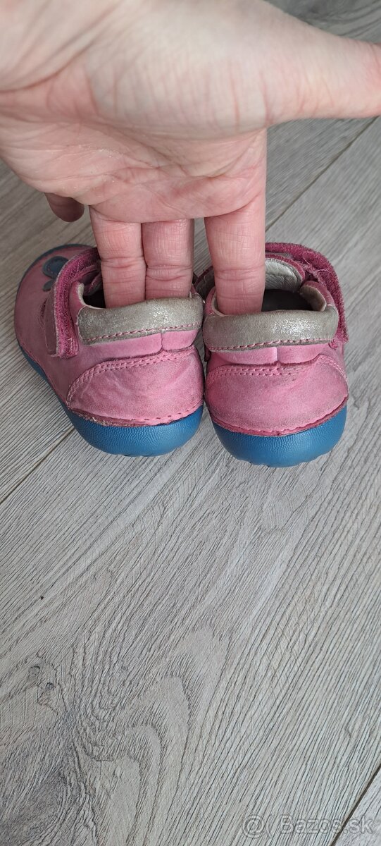 Dievčenské sandálky veľ.21 - 3