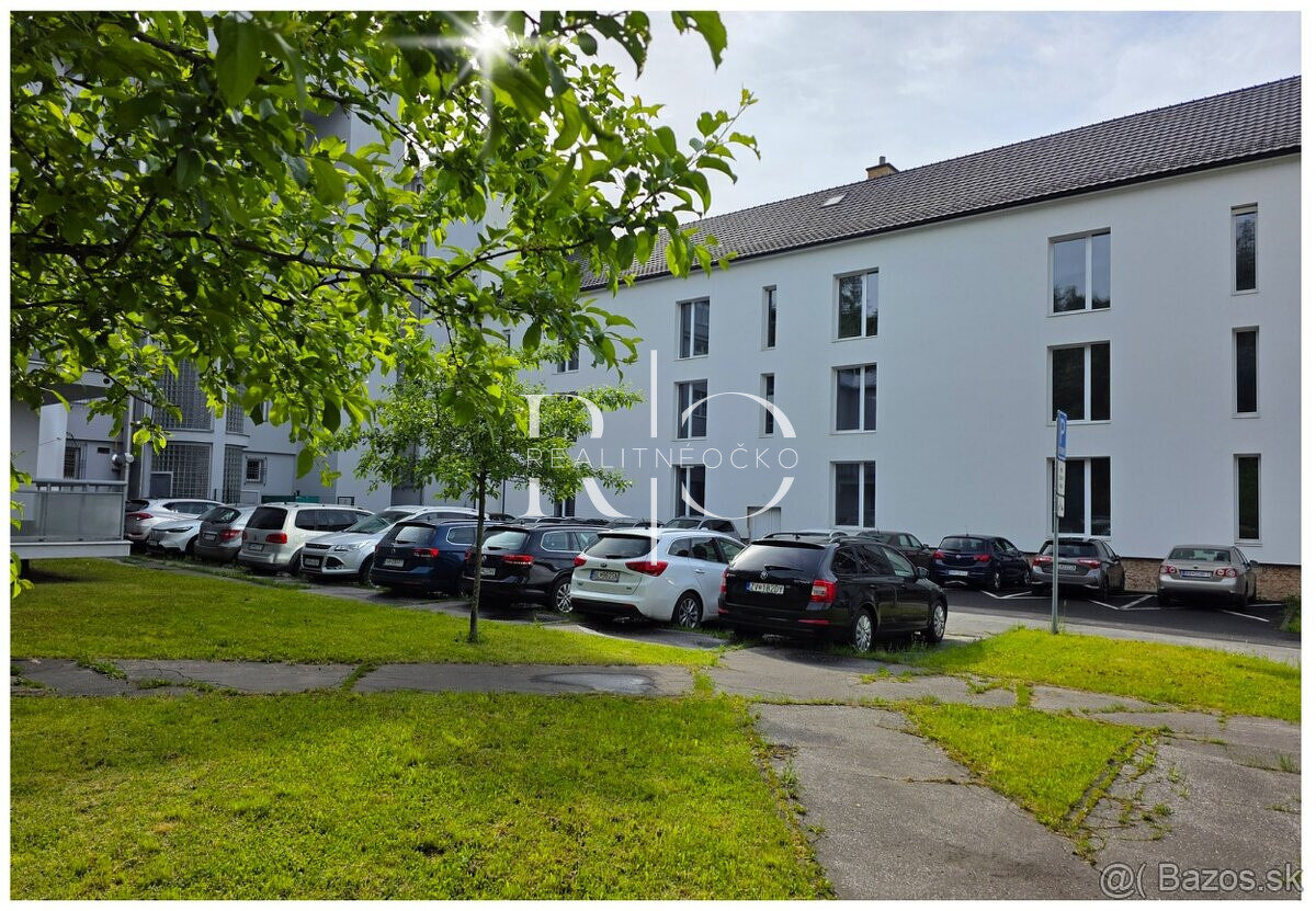 Na predaj budova s parkovaním v srdci Banskej Bystrice - 3