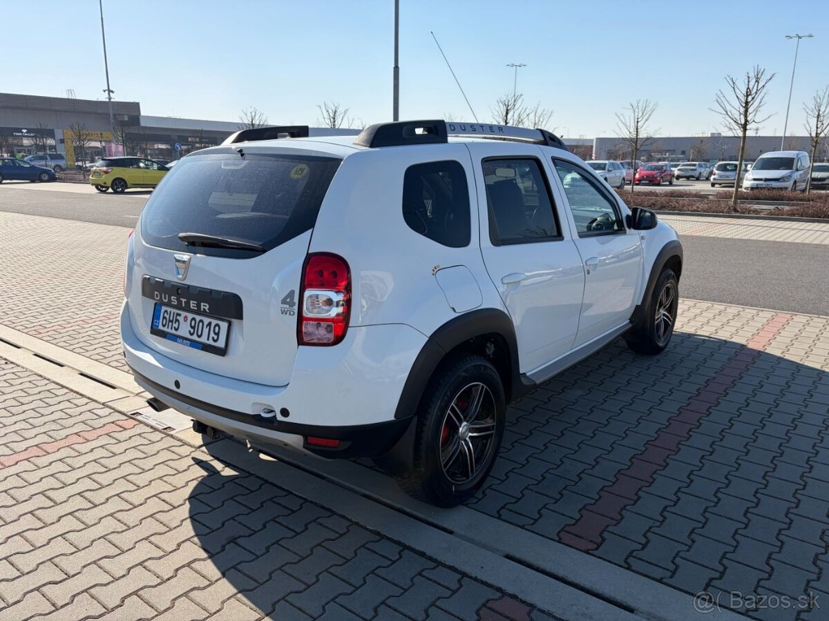 Dacia Duster 1.6 SCe LPG 4x4 ČR naj. 77t. NAVI - 3