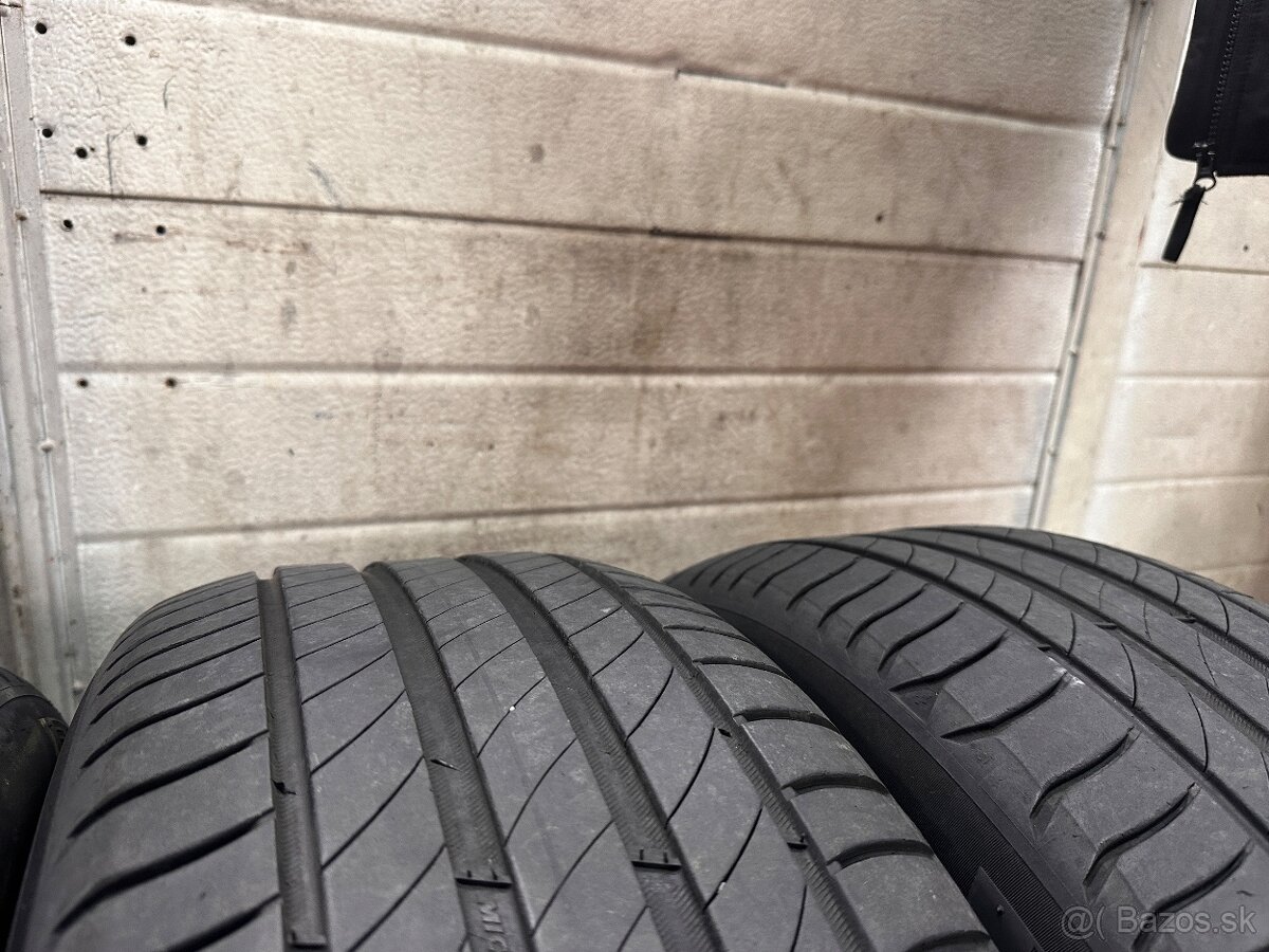 225/55R17 letne - 3