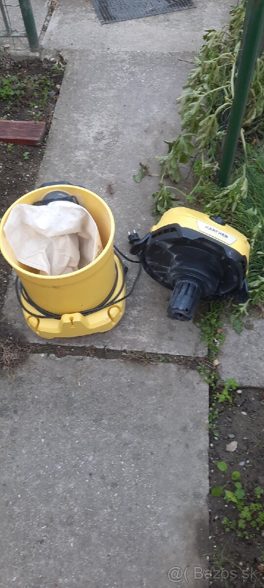 Vysávač Karcher WD3 - 3