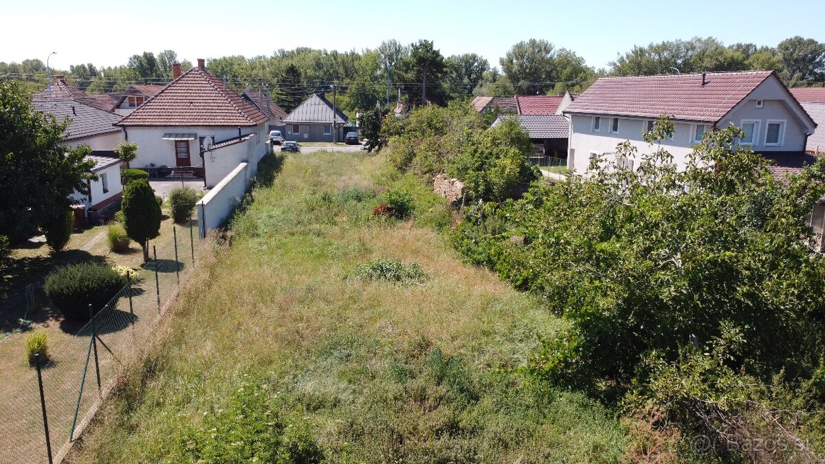 APEX reality investičný stavebný pozemok na byty v Hlohovci - 3