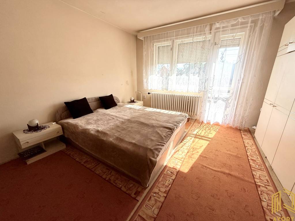 VÝRAZNÁ ZĽAVA , NA PREDAJ 5 - IZB. ROD.DOM, JABLONICA. - 3