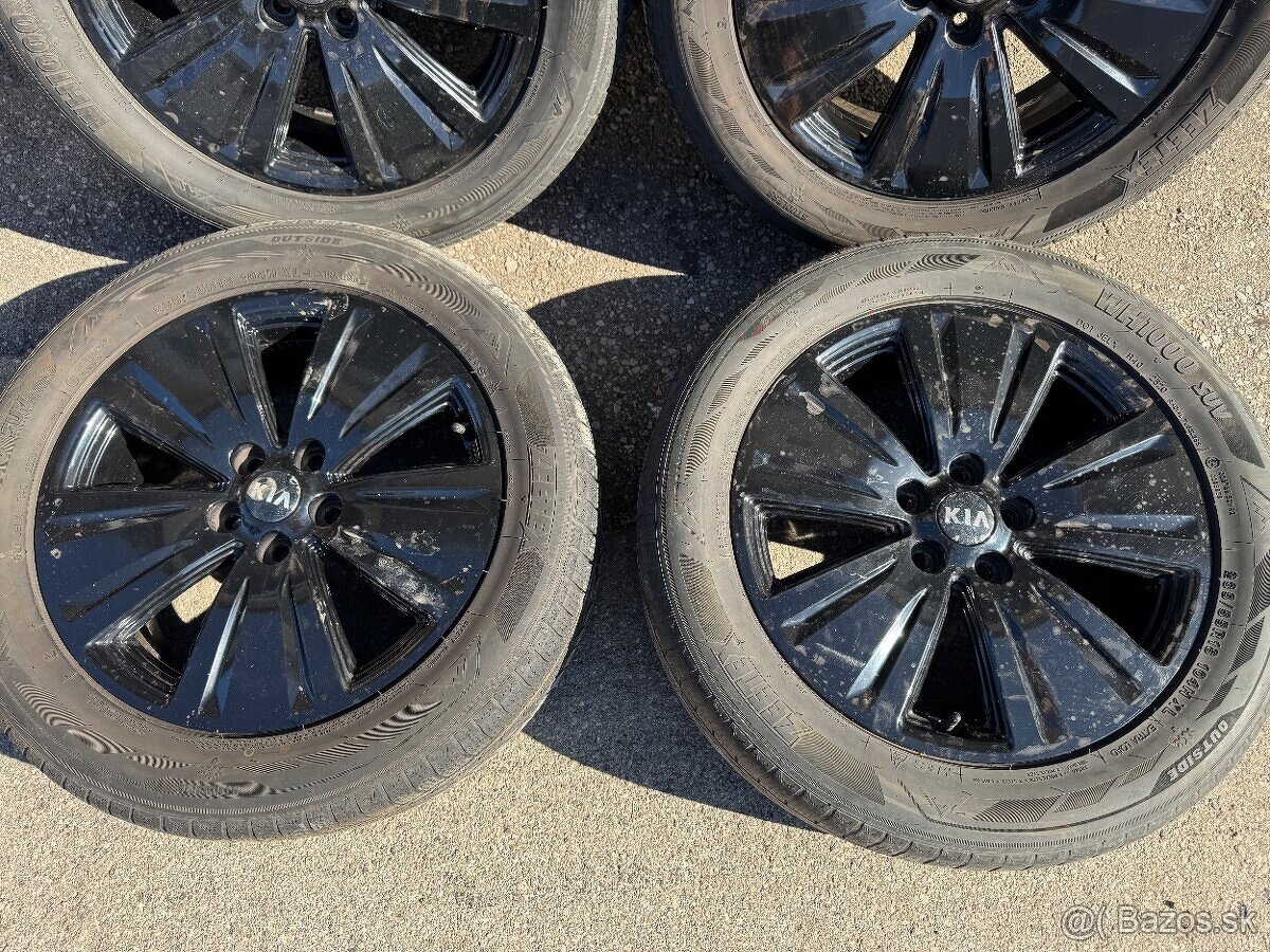 KIA Sportage 5x114,3 pneu 235/55 R18 -Originál elektrony - 3