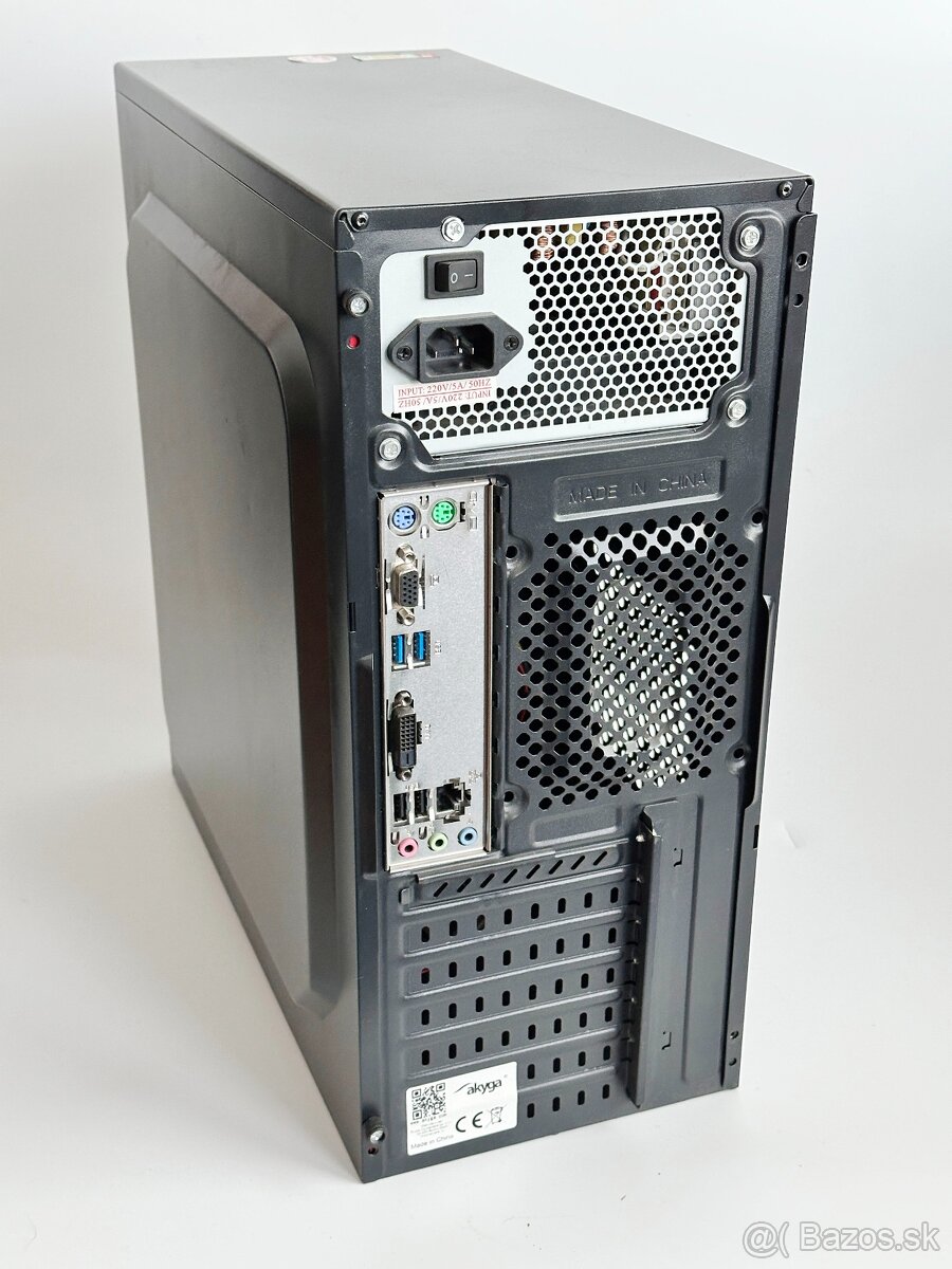 Počítač Akyga s monitorom a príslušenstvom - 3