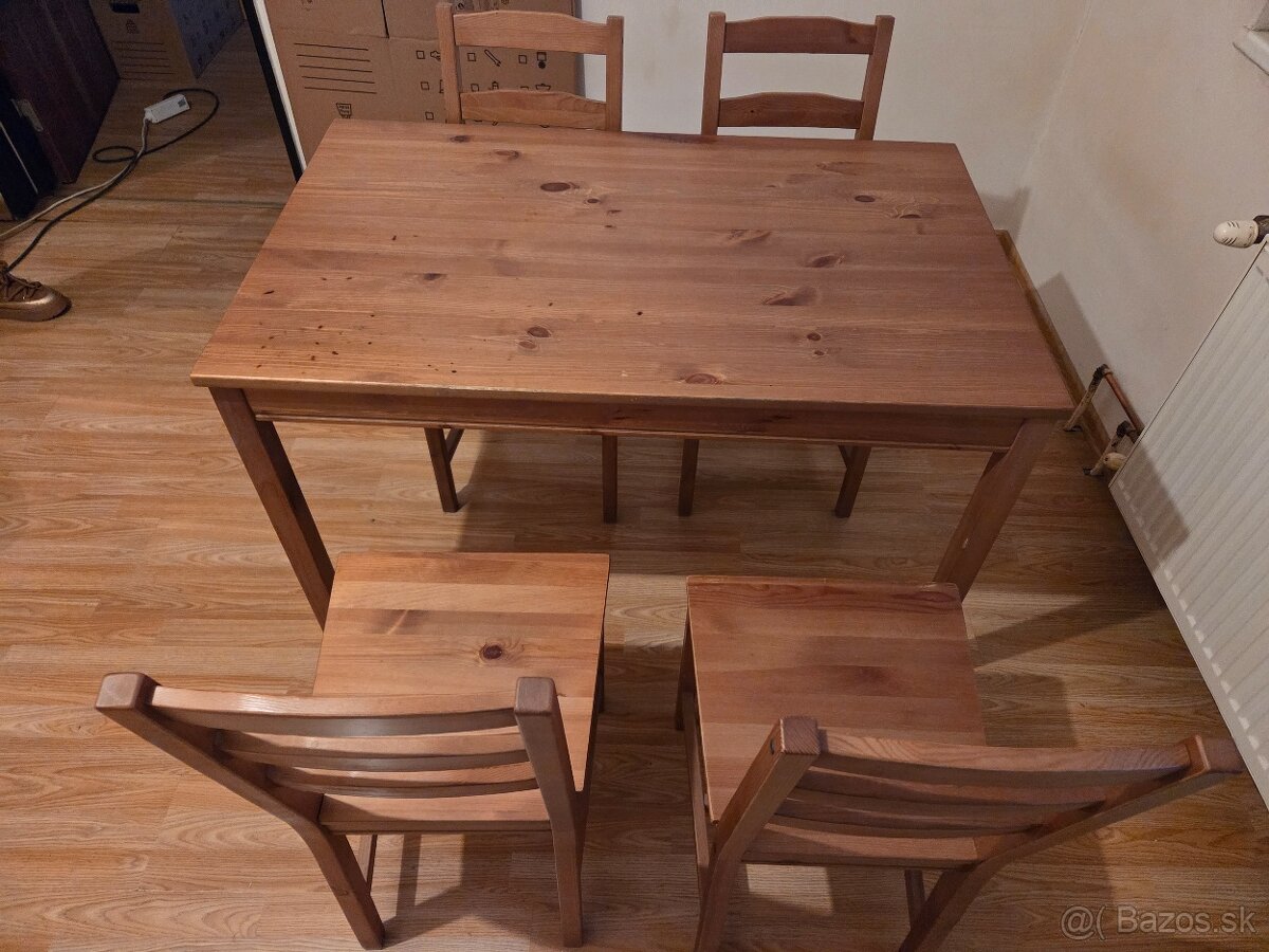 Kuchynsky stôl + 4 stoličky - 3