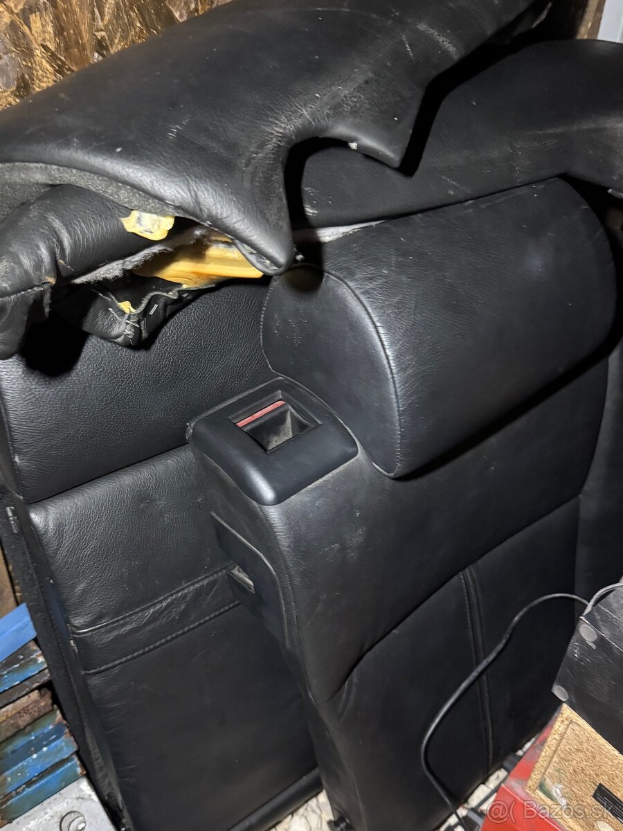 Interiér bmw e39 touring - 3