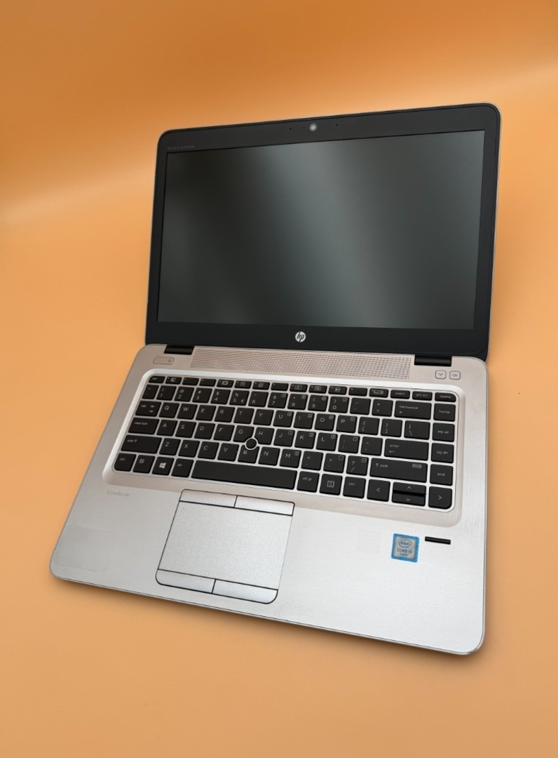 Notebook HP EliteBook 840 G3 i5-6200U / 6GB RAM / SSD + HDD - 3
