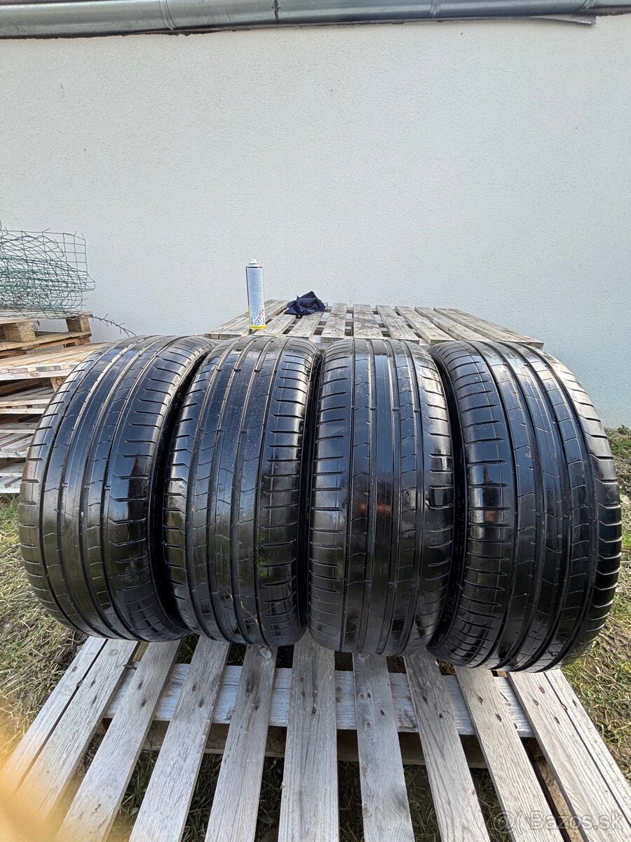 PIRELLI 225/40R20 94Y - 3