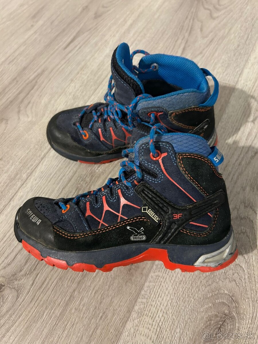 ZNIZENA CENA / Detske Salewa Gore tex, veľkosť 30, cena 25 - 3