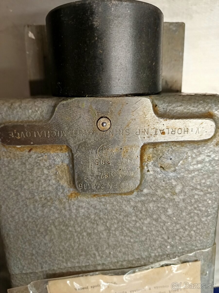 Strojový zverák Vihorlat 160mm - 3