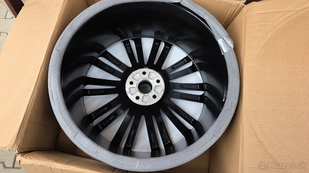 Hliníkový disk AQUARIUS 21" na ENYAQ,ELROQ - 3