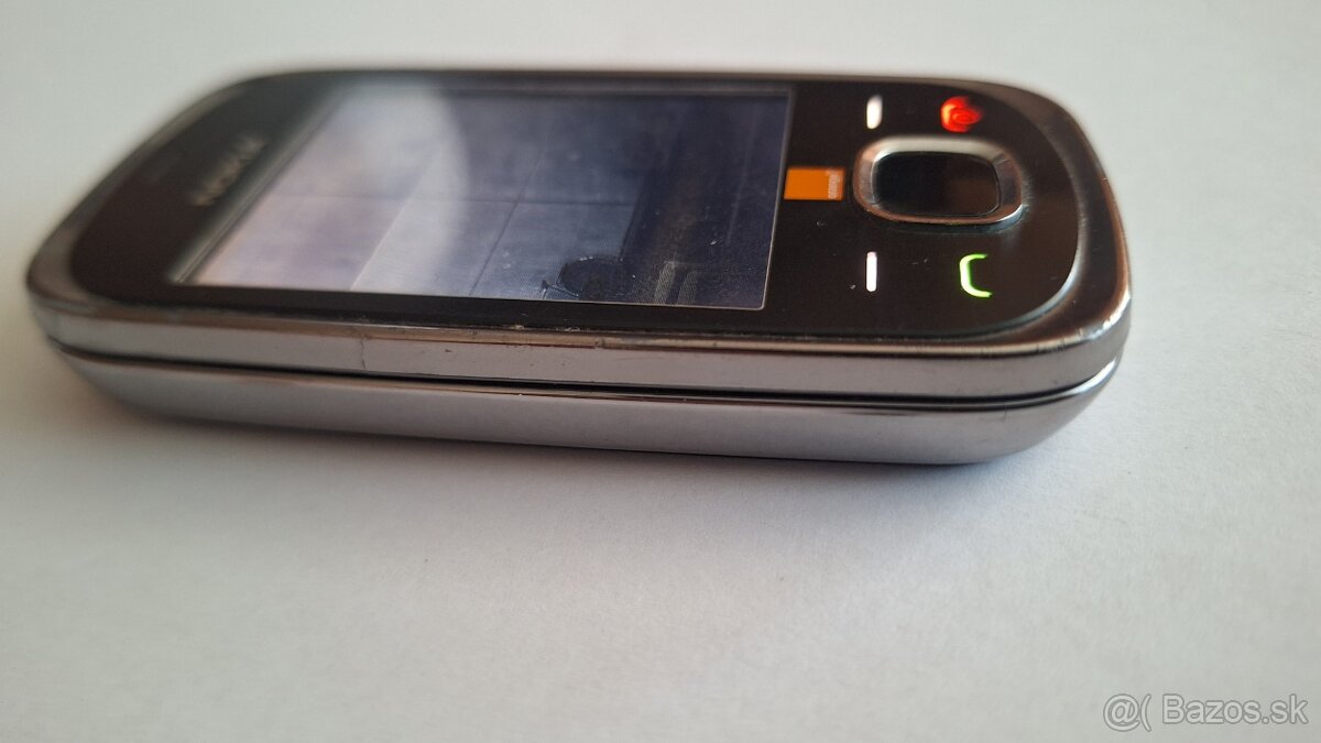 Nokia 7230 - 3